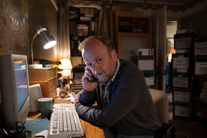 mr_bates_vs_the_post_office_ep3_29 Toby Jones as Alan Bates in Mr Bates vs the Post Office on the phone in his office