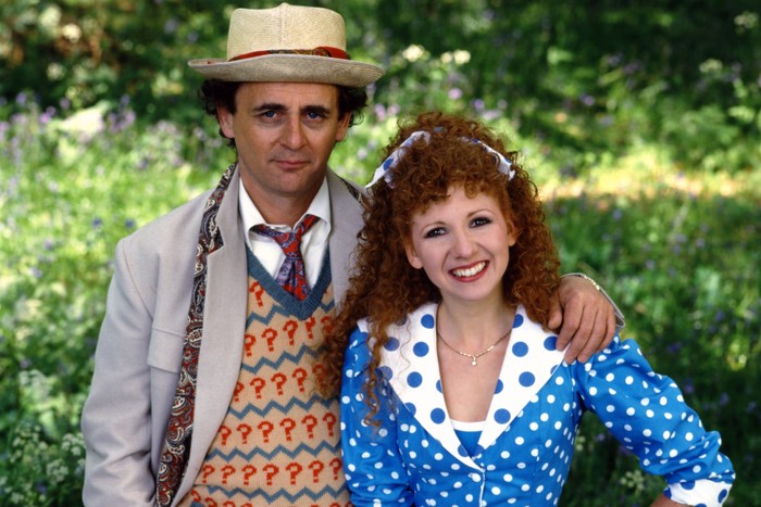 Sylvester McCoy and Bonnie Langford in 1987 Sylvester McCoy in his Doctor Who costume with his arm around companion Bonnie Langford